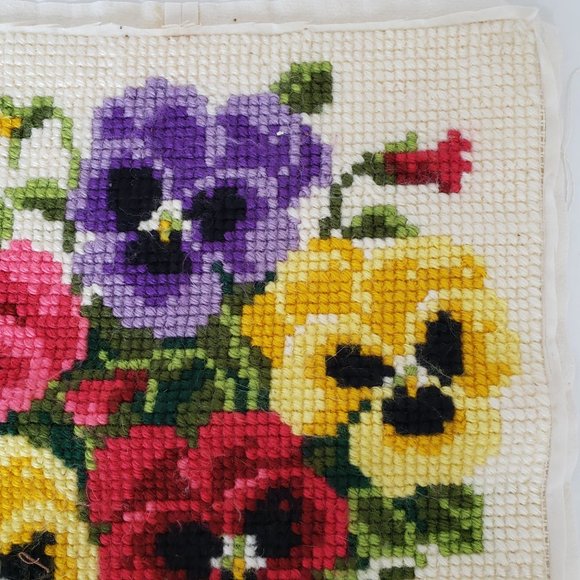 Vintage Completed Pillow Top 16x16 Needlepoint Needlework Pansy Flowers - Picture 4 of 8